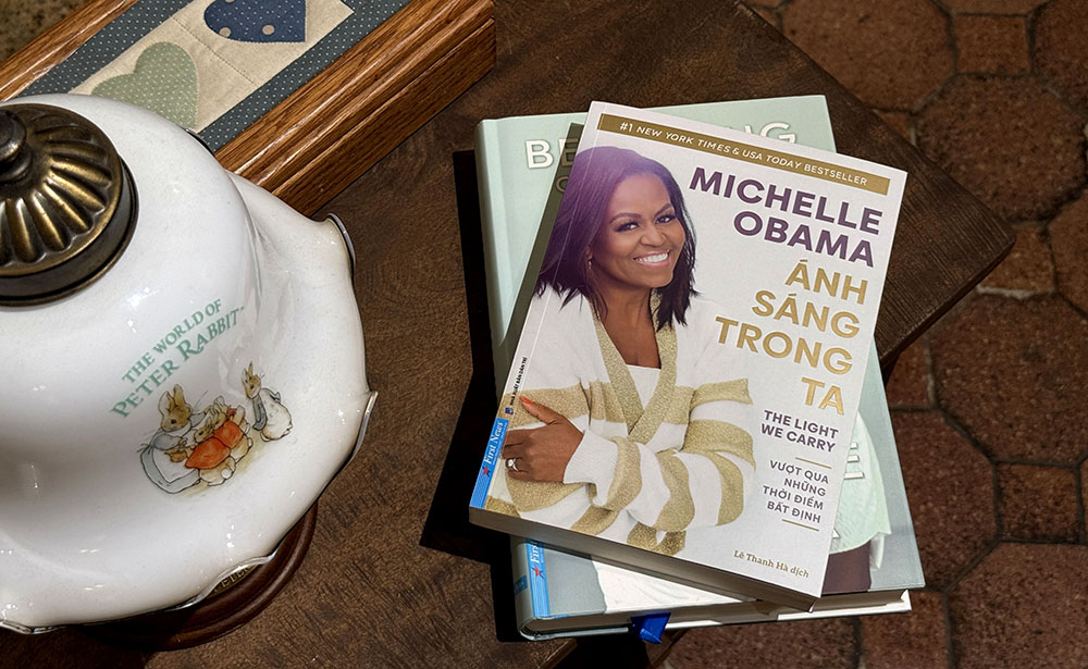 Ánh Sáng Trong Ta - Giữ lấy ánh sáng trong những ngày mù mịt nhất