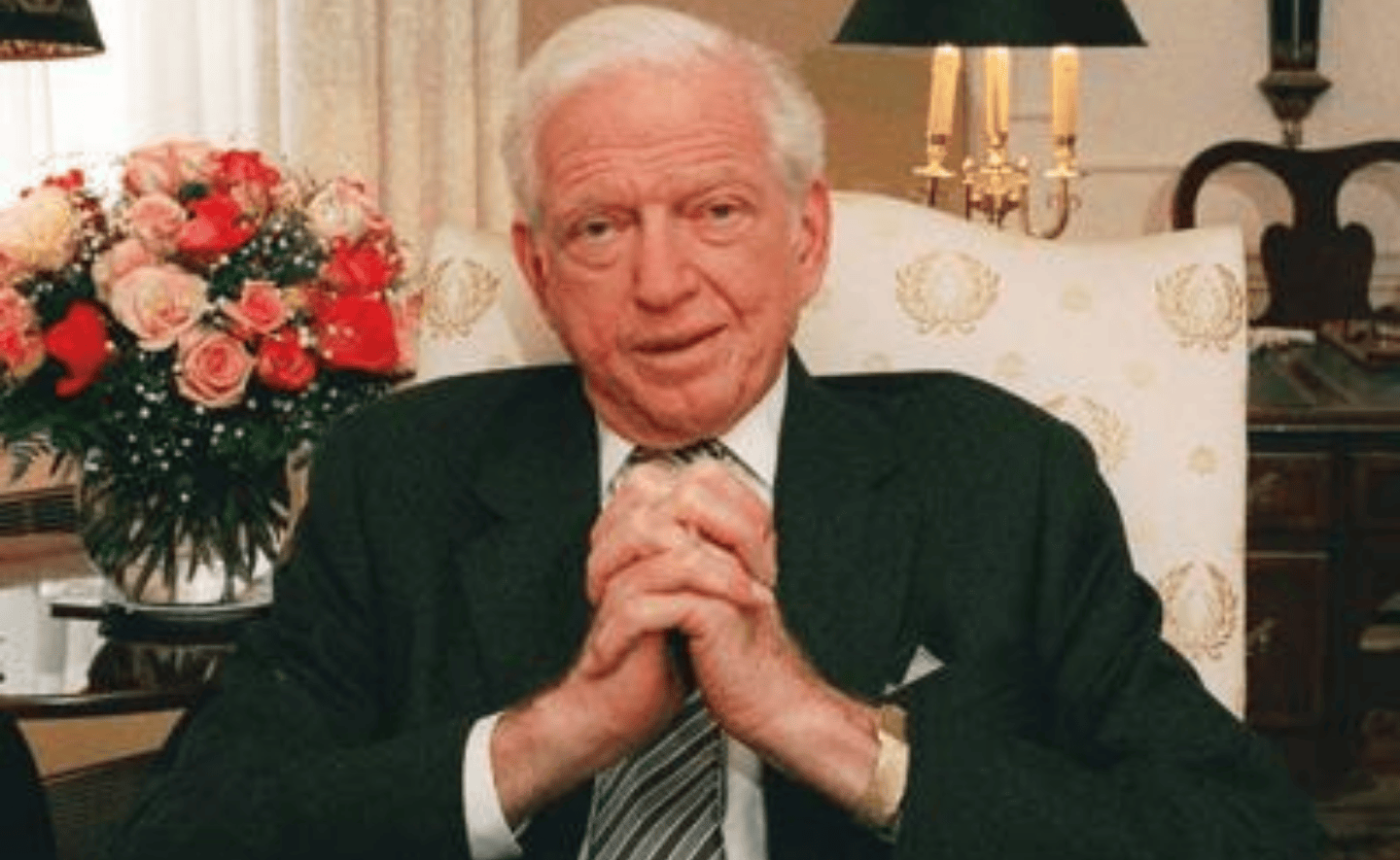 8 cuốn sách hay nhất của Sidney Sheldon để bạn thêm vào thư viện của mình