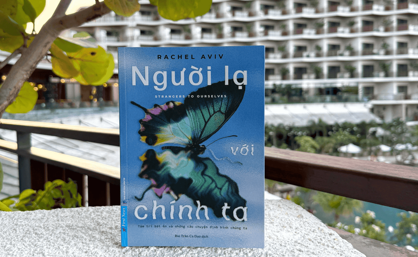 ‘Người lạ với chính ta’ - Bức tranh chân thật về tâm trí bất ổn và hành trình đi tìm ý nghĩa cuộc sống