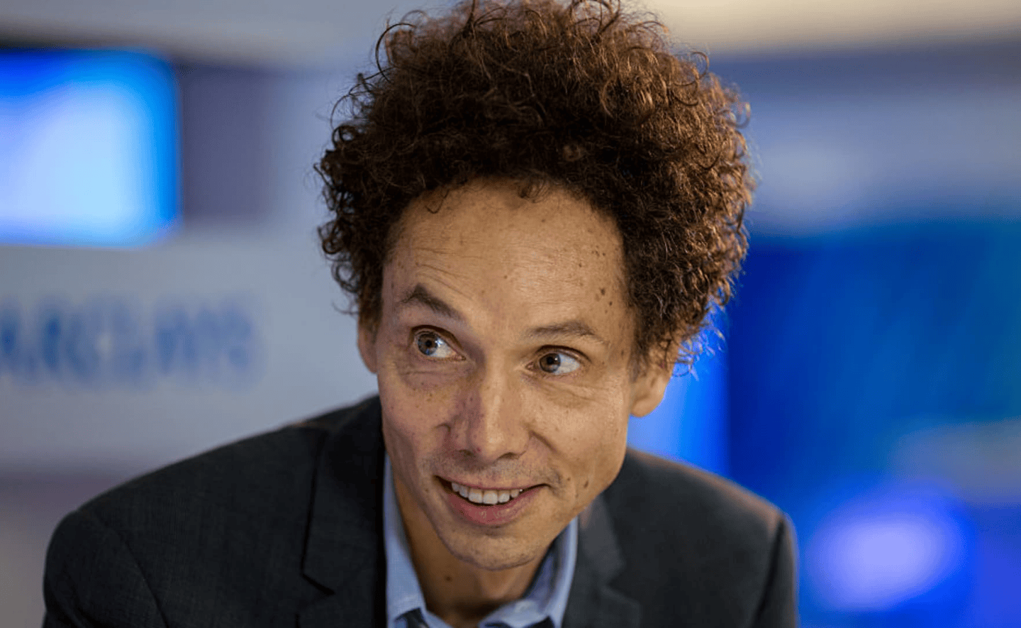 20 câu nói của tác giả Malcolm Gladwell sẽ giúp bạn có thêm những góc nhìn khác về những điều quen thuộc