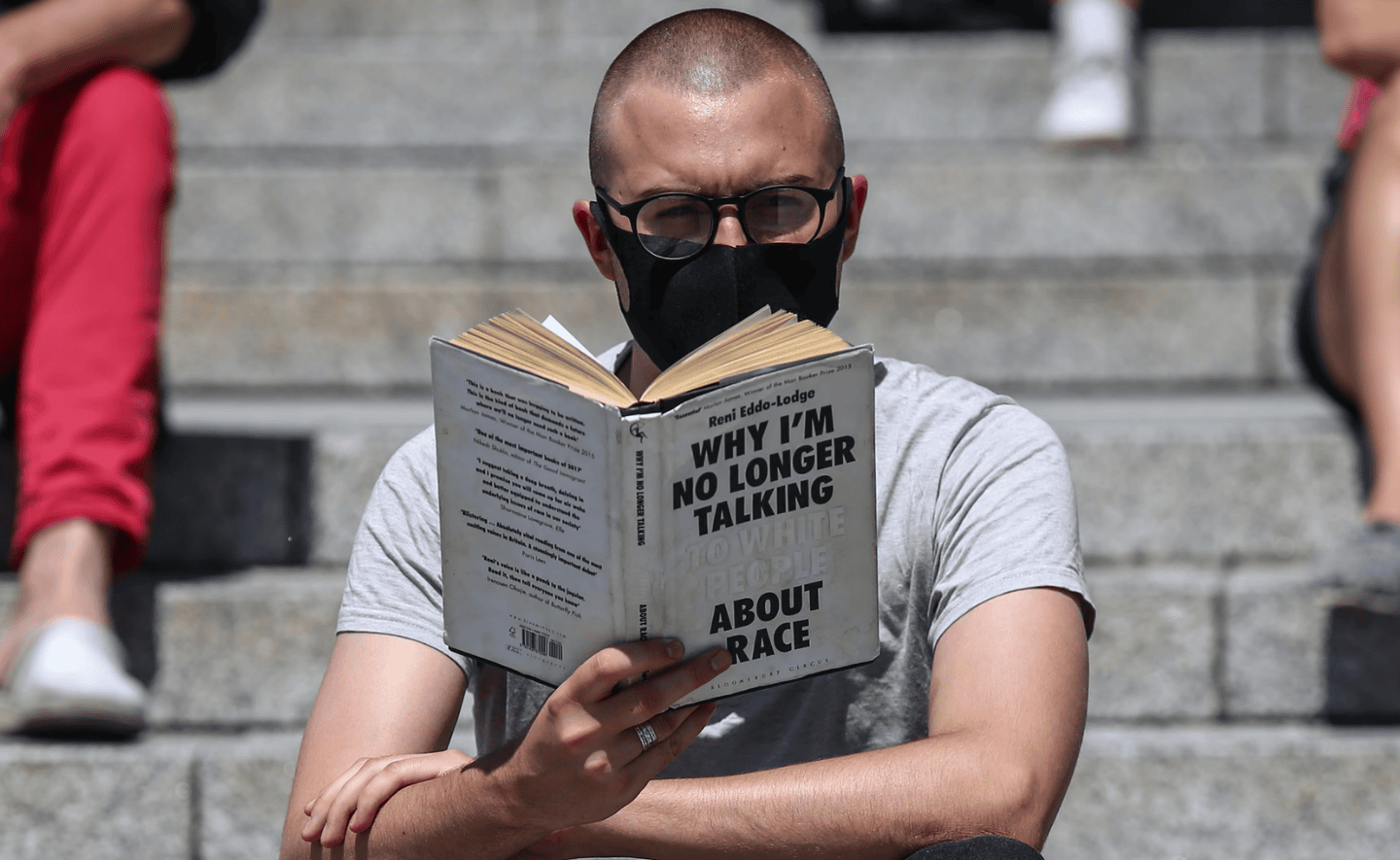 Sách phi hư cấu đang mất dần sức hút?