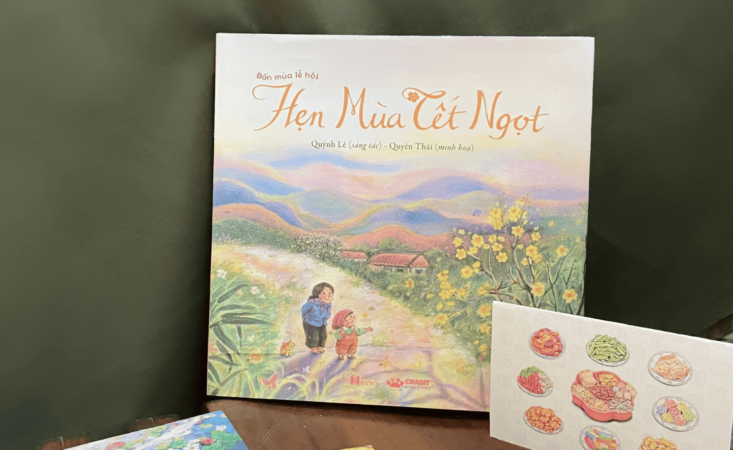 “Hẹn mùa Tết ngọt” - Một cuốn sách về ký ức gia đình, sự trở về và vòng tuần hoàn của yêu thương