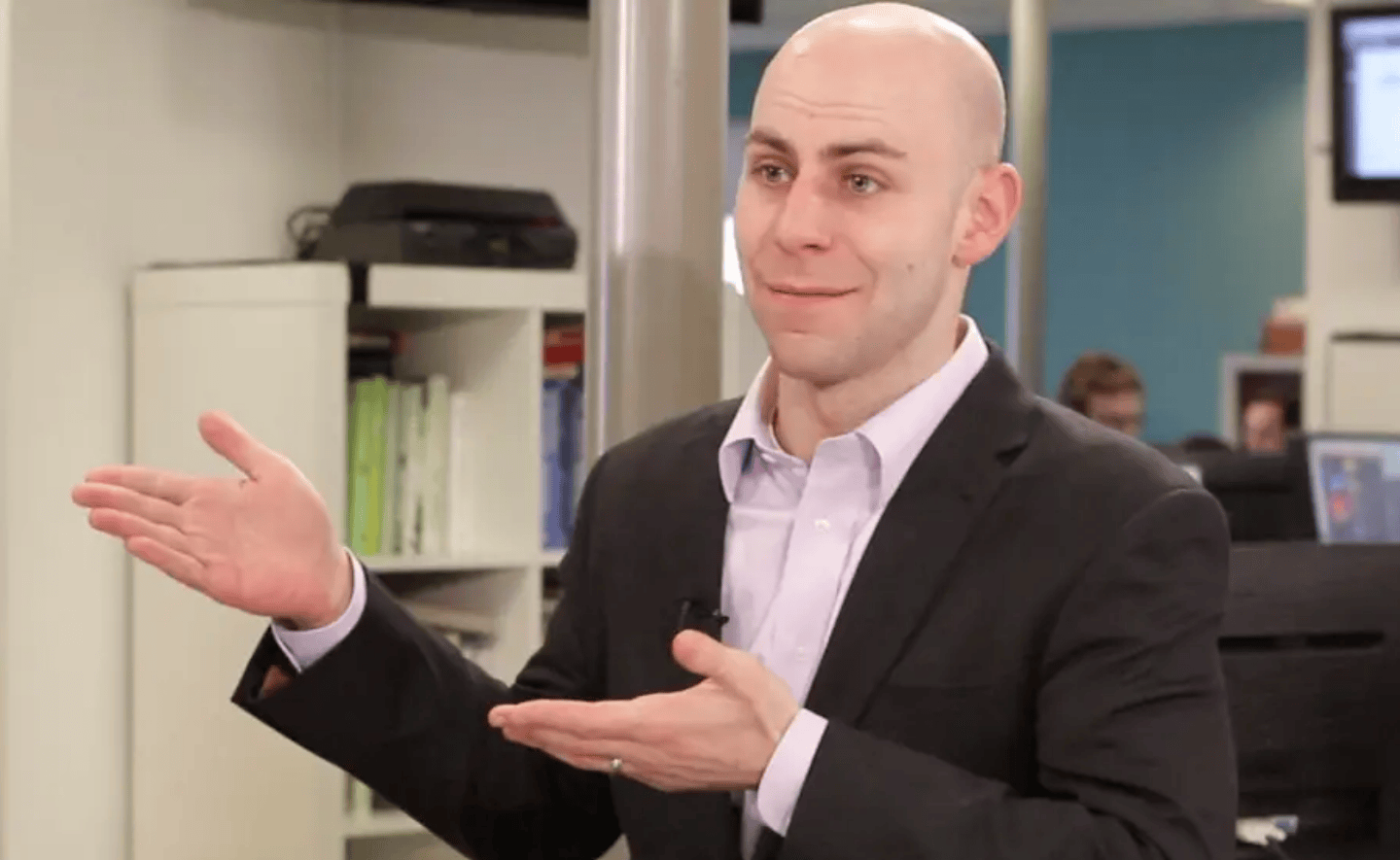 [Chuyên gia khuyên đọc] 5 cuốn sách giúp năm 2026 của bạn hạnh phúc và hiệu suất hơn 