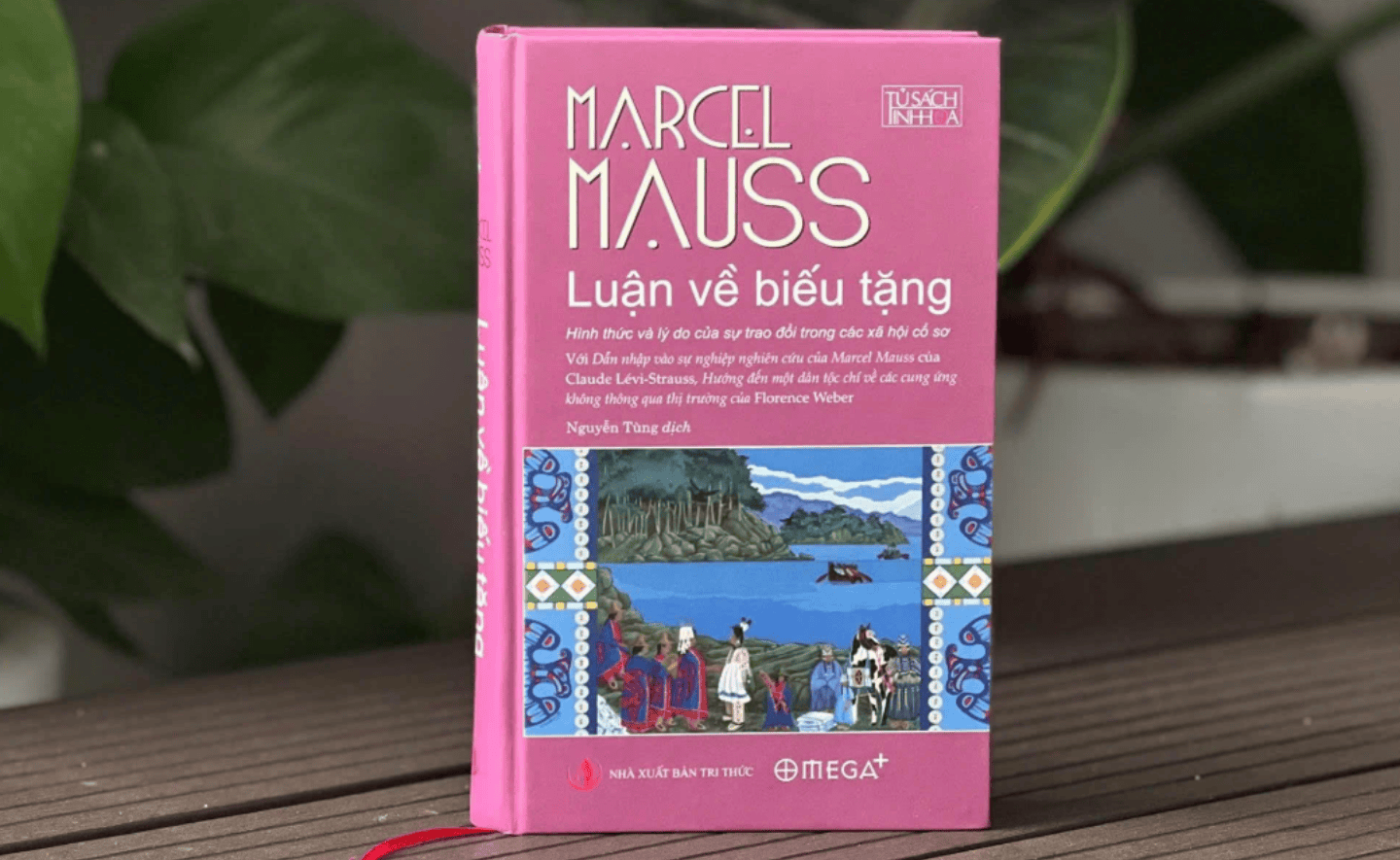 Luận về biếu tặng - Hình thức và lý do của sự trao đổi trong các xã hội cổ sơ