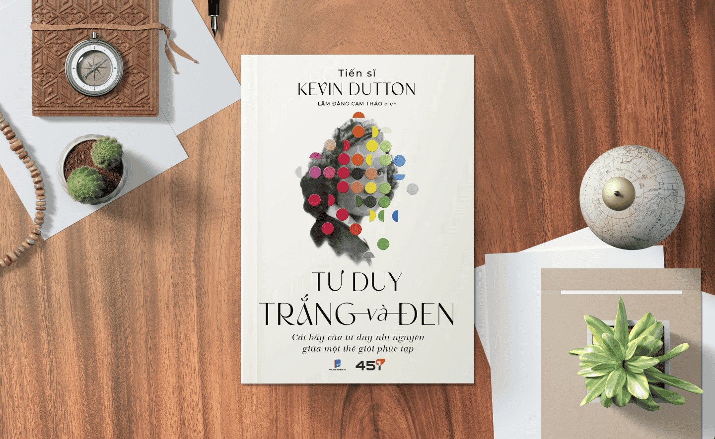 Tư duy trắng và đen: Cái bẫy của tư duy nhị nguyên giữa một thế giới phức tạp