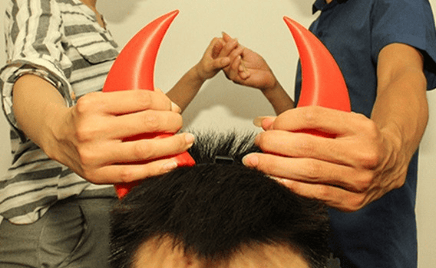 Từ nghiên cứu về loài chim đến hoang tưởng về việc cắm sừng!