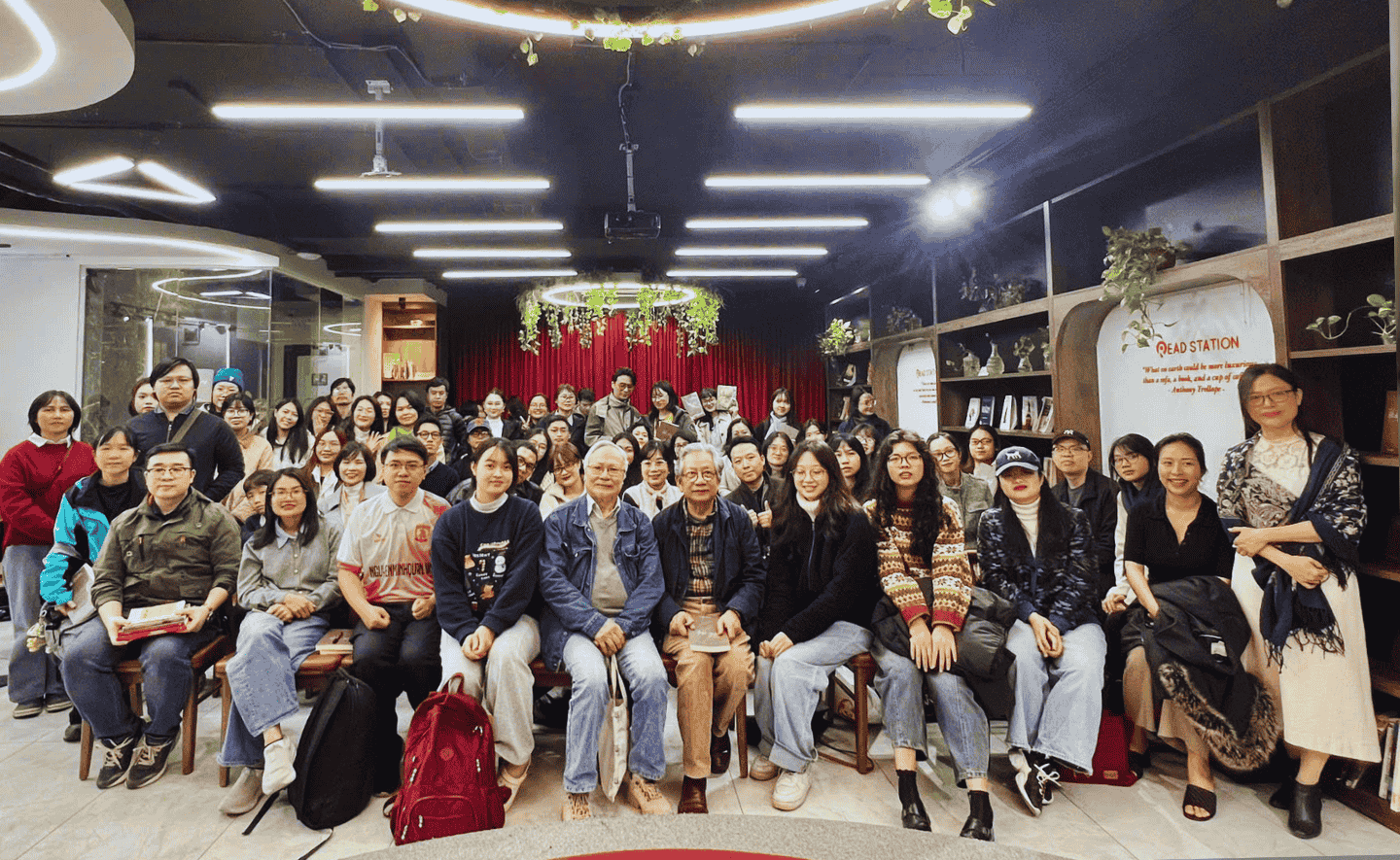 Buổi trò chuyện cuối năm cùng họa sĩ Trịnh Lữ