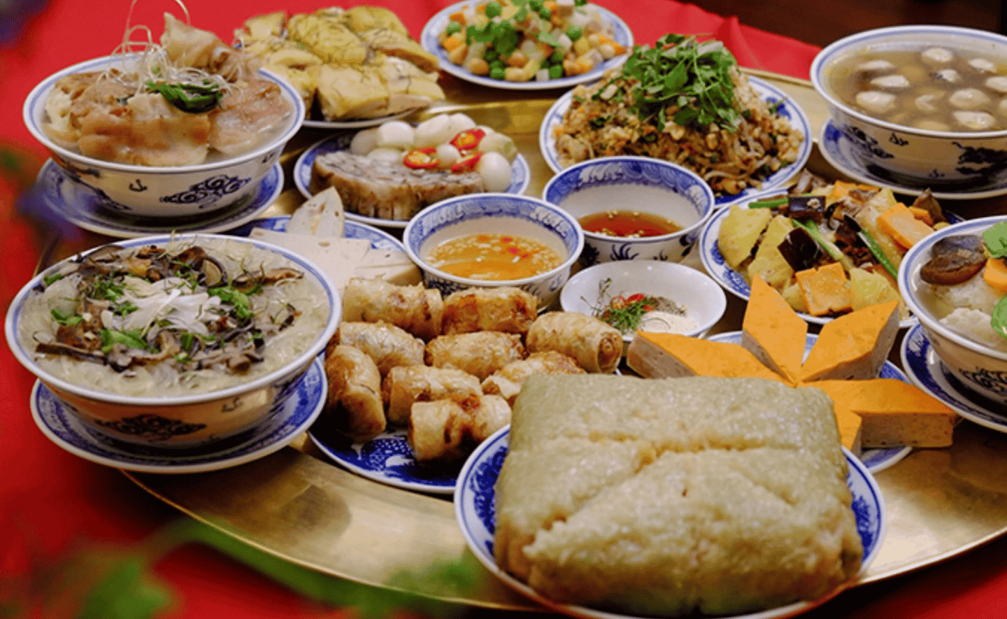 Tết và bộ não khan hiếm: Vì sao chúng ta cứ sợ “không đủ”?