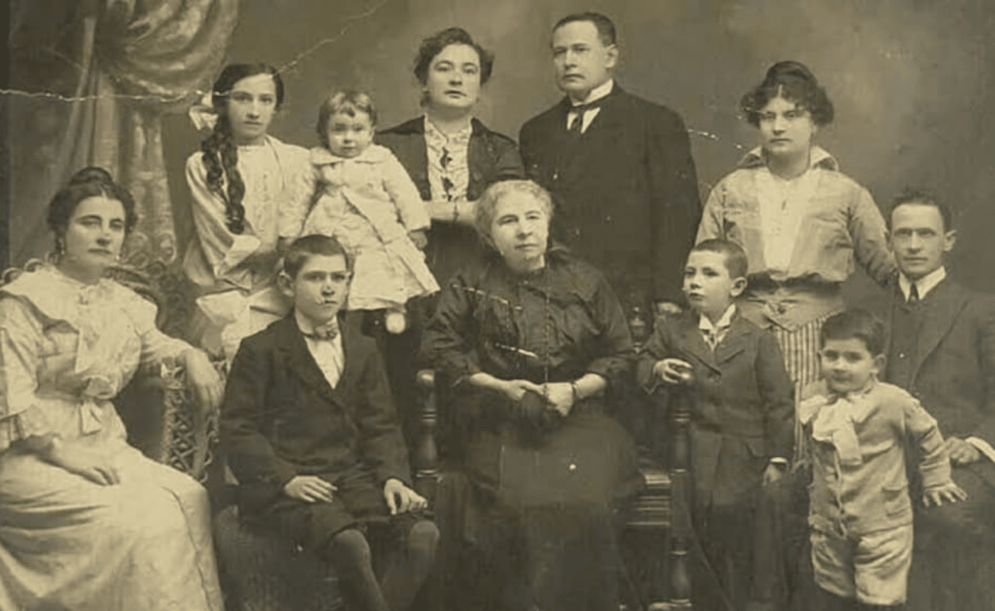 Chiến lược tài sản cho doanh nghiệp gia đình: Học hỏi từ gia tộc Rothschild