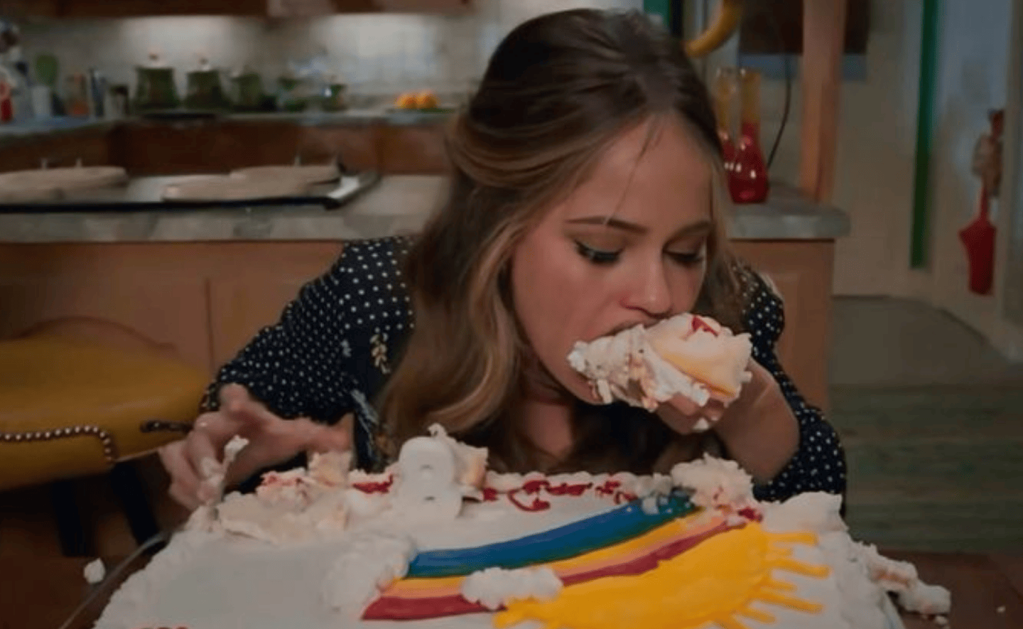 Vì sao chúng ta vẫn muốn ăn vặt? Não bộ làm gì khi cơ thể nói “đủ rồi”? 