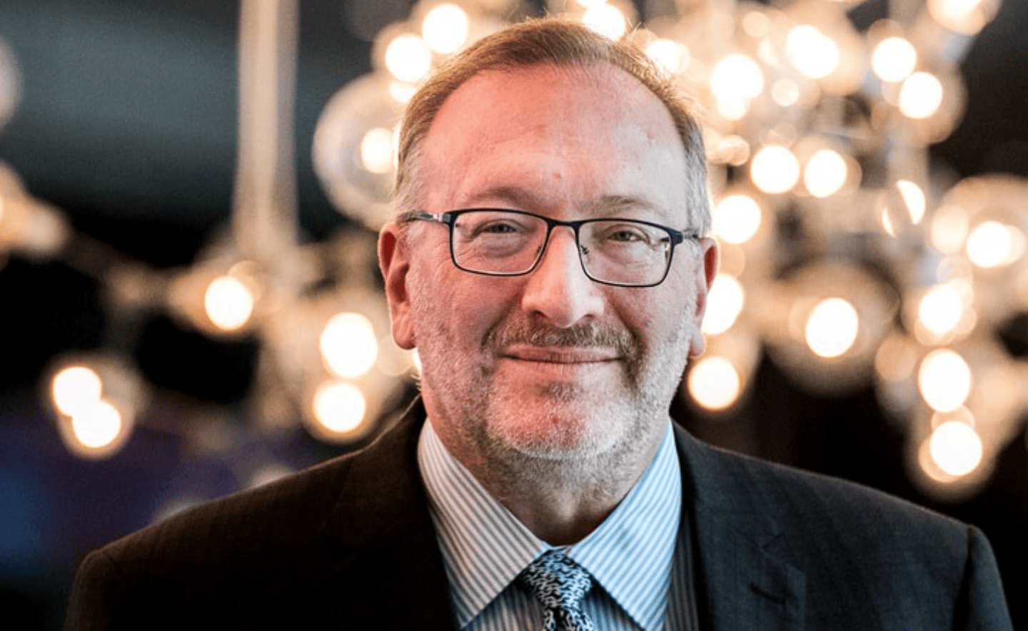 9 cuốn sách được khuyên đọc bởi Seth Klarman - người được mệnh danh là Warren Buffett thứ 2