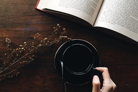 10 quán cafe sách đẹp và yên tĩnh đến nỗi bạn có thể ở đó cả ngày!