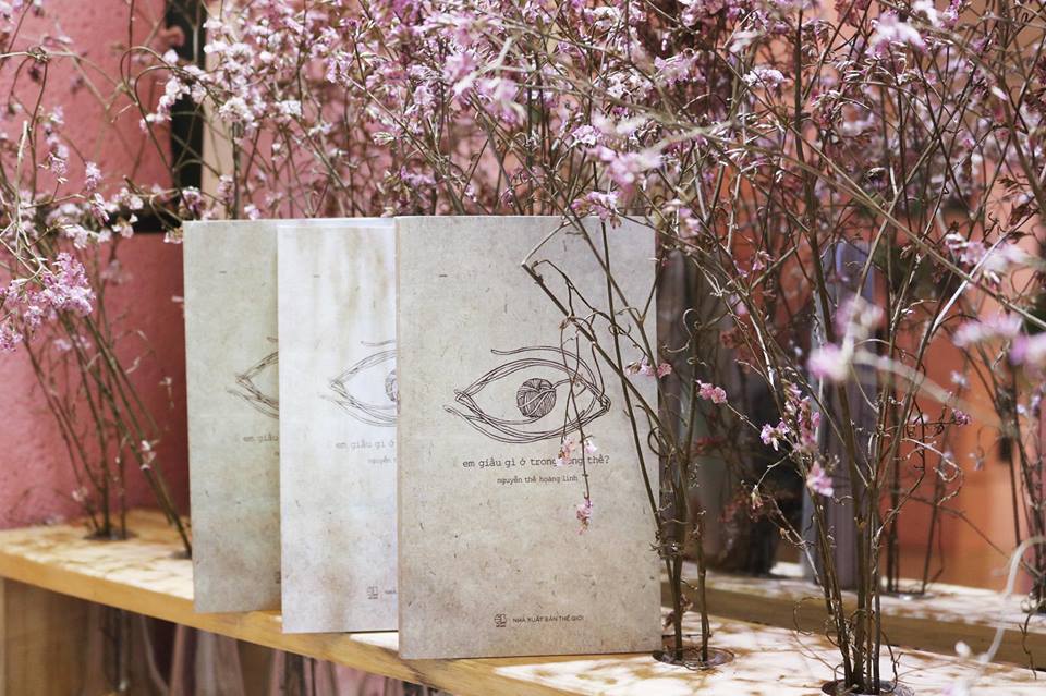 Ký tặng 'Em giấu gì ở trong lòng thế?' - Nguyễn Thế Hoàng Linh