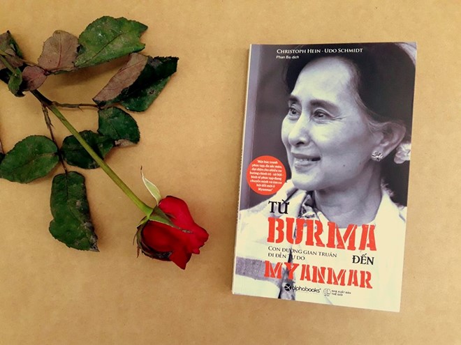 'Từ Burma đến Myanmar' - con đường gian truân đi đến tự do