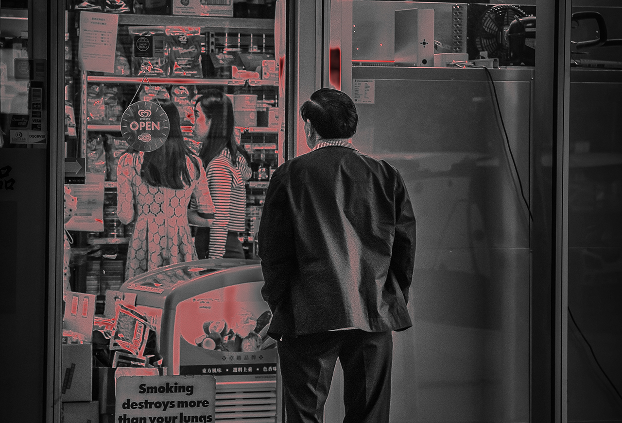 Dân mạng có thể thấy Trường Giang vô duyên, tôi thì thấy anh ấy là một minh chứng hoàn hảo của thời đại FOMO, Nỗi sợ bị bỏ rơi