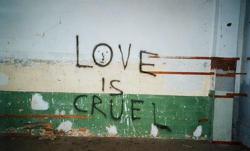 Vô cùng tàn nhẫn vô cùng yêu thương: Nếu không thể trở thành triệu phú hay thiên tài, hãy trở thành cha mẹ của triệu phú hoặc thiên tài