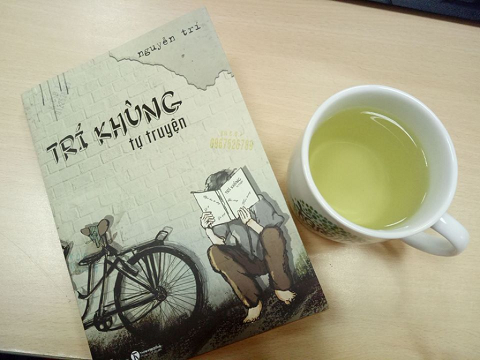 “Trí khùng tự truyện” – Từ đáy khổ đau đến thành công