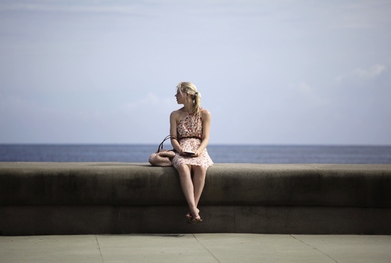 Khi thu nhập làm thay đổi quan điểm về hôn nhân: Gái giàu có thể không cần lấy chồng nhưng gái nghèo thì không thể làm như vậy