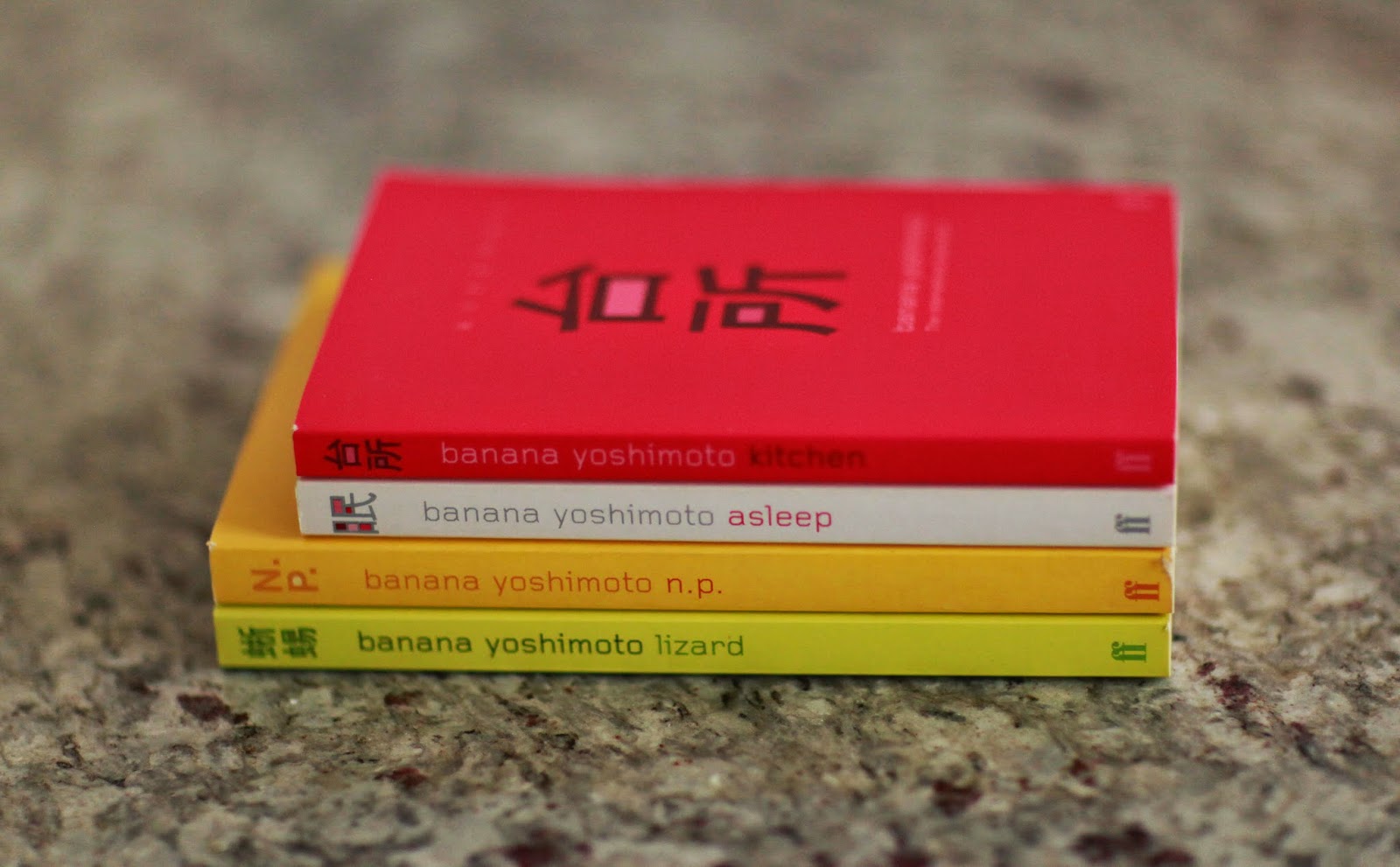 Banana Yoshimoto - Đóa hoa rực rỡ trên văn đàn xứ Phù Tang