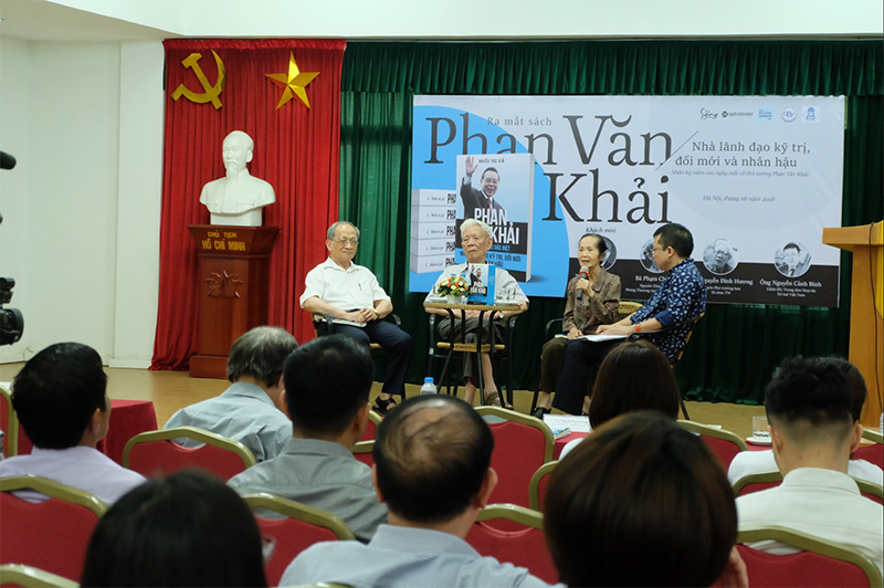 Toạ đàm ra mắt sách “Phan Văn Khải – nhà lãnh đạo kỹ trị, đổi mới và nhân hậu”: Chân dung một con người vĩ đại