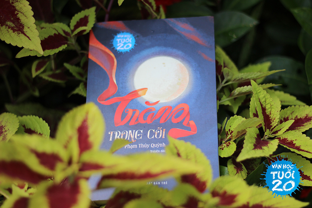 Văn học tuổi 20; “Trăng trong cõi” – Trăng rằm sáng tươi soi cõi lòng vương đế