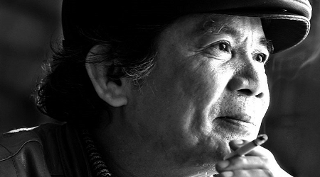 Khi xã hội xuống cấp, nhà thơ - người ở đâu?