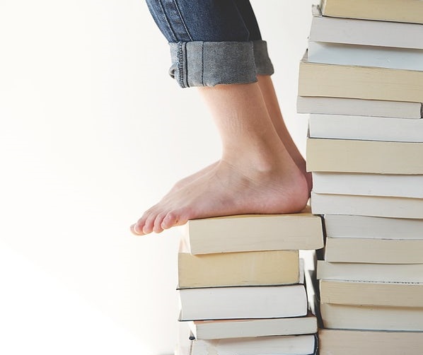 Tại sao chúng ta NÊN đọc Self-help, và nên chọn sách như thế nào?