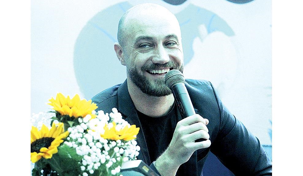 Jesse Cười: Người Tây viết về xứ ta