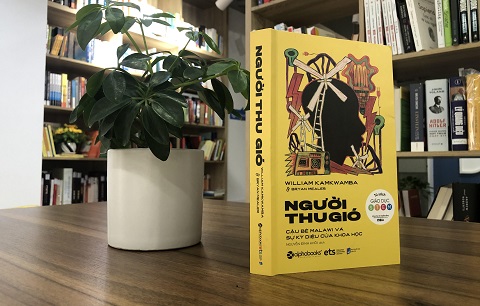 Người thu gió- Cuốn sách truyền cảm hứng cho độc giả trẻ vươn lên bằng đam mê khám phá khoa học và công nghệ 