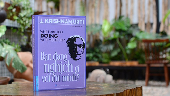 Ý nghĩ, người suy nghĩ và ngục tù của bản ngã: Làm sao để thoát khỏi chính mình