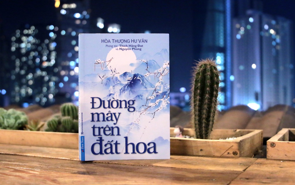 Đường mây trên đất hoa - trăm năm thăng trầm của Phật giáo Trung Hoa
