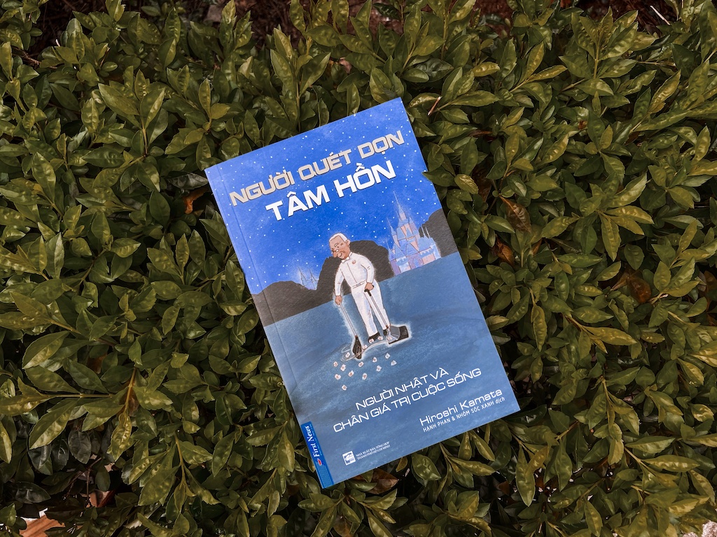 Ngây thơ là khởi nguồn của cảm xúc: Bài học về giá trị công việc từ người giữ sạch Disneyland 15 năm ở Nhật