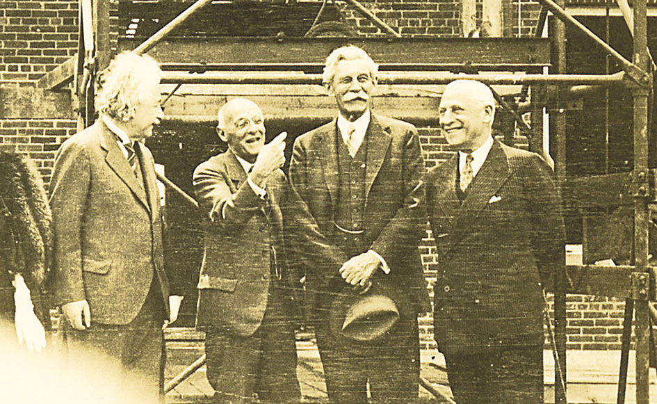 9 trích đoạn đặc sắc từ cuốn sách Sếp của Einstein