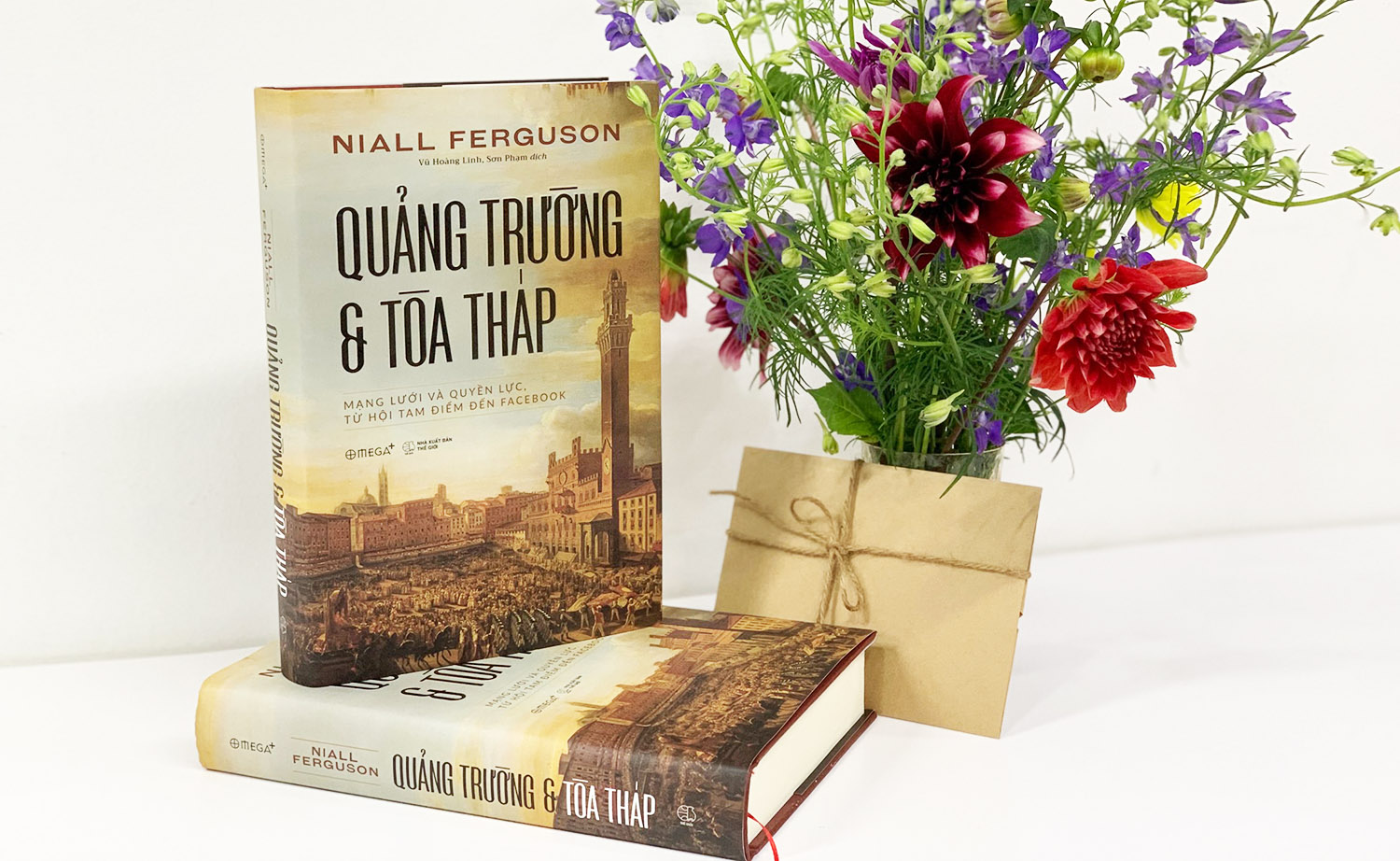 Quảng trường và tòa tháp: Mạng lưới và quyền lực, từ Hội Tam điểm đến Facebook