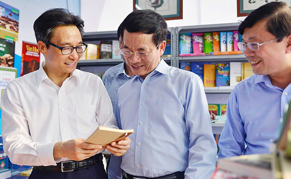 Bộ TT&TT tiếp tục khởi xướng và duy trì văn hóa lì xì sách đầu năm mới