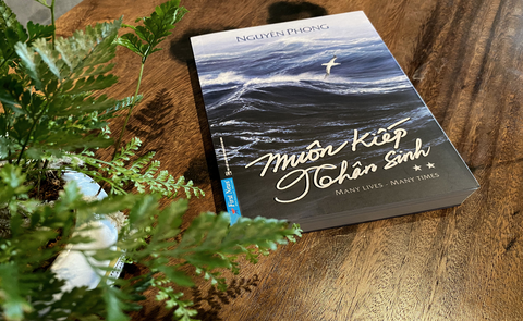 Chính thức ra mắt cuốn sách thời đại được mong đợi nhất: