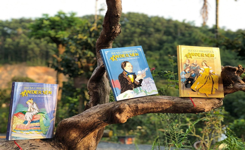 Đấu giá sách quý ủng hộ công tác chống dịch Covid-19