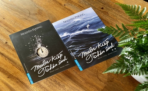 MUÔN KIẾP NHÂN SINH 2 chạm mốc 100 NGÀN BẢN IN sau ba tuần: First News tài trợ 1 THÁNG NGHE MIỄN PHÍ SÁCH NÓI MUÔN KIẾP NHÂN SINH TẬP 1