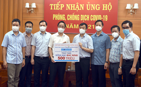 Nhóm Thiện Nguyện Hạt Giống Tâm Hồn Chuyển 1 Tỷ Đồng Hỗ Trợ Đồng Bào Tâm Dịch Bắc Giang Và Bắc Ninh.