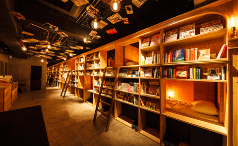 Book and Bed Tokyo: Nơi bạn có thể chìm vào giấc ngủ bên những cuốn sách