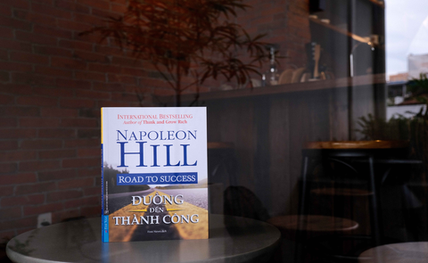 “Đường đến thành công” - 15 biển báo từ Napoleon Hill giúp bạn không bị lạc đường trên hành trình tìm kiếm sự thành công trong cuộc sống