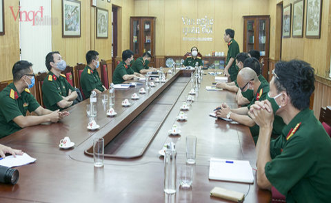 Phó Chủ nhiệm Tổng cục Chính trị nêu cao vai trò của các nhà văn Quân đội