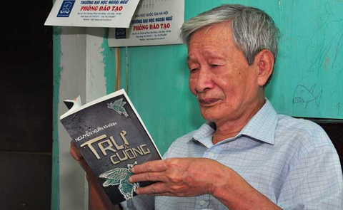 Nhà văn Trung Trung Đỉnh kể về 