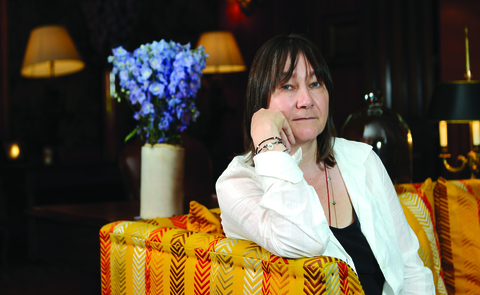 Ali Smith Giành giải Orwell cho Tiểu thuyết chính trị