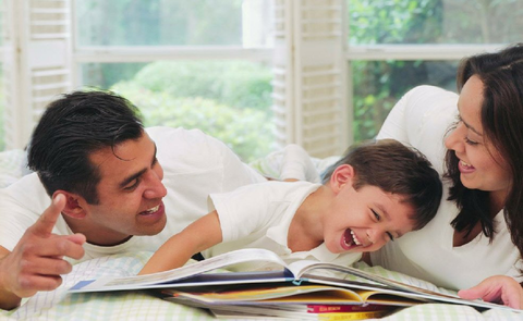 Sách - Sợi dây kết nối gia đình