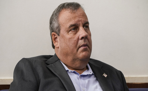 Chris Christie xuất bản sách về đảng Cộng hòa