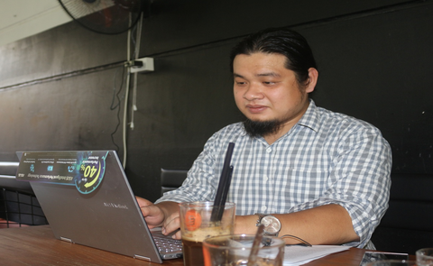 Văn chương là trò chơi tự thân của người viết