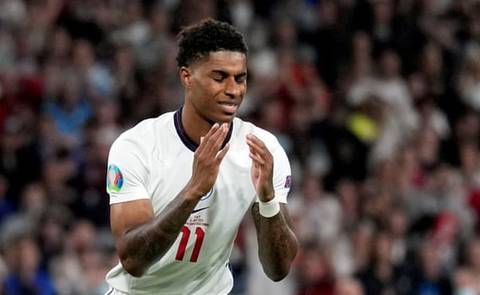 Sách của tiền đạo Rashford bán chạy