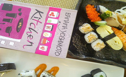 “Kitchen” – Banana Yoshimoto: Nơi Tái Sinh Những Yêu Thương Và Hạnh Phúc