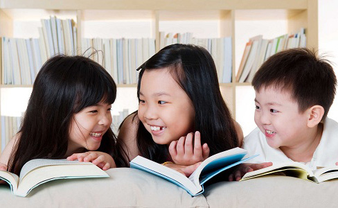 Những cuốn sách cho trẻ mùa giãn cách